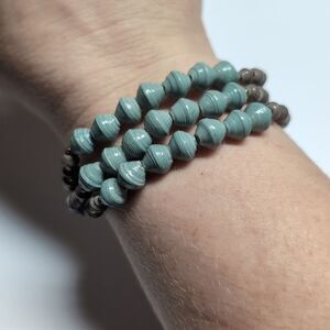 460 Purple and Blue Paper Rolled Tennis Bracelet with Gold Chain‎ Extender